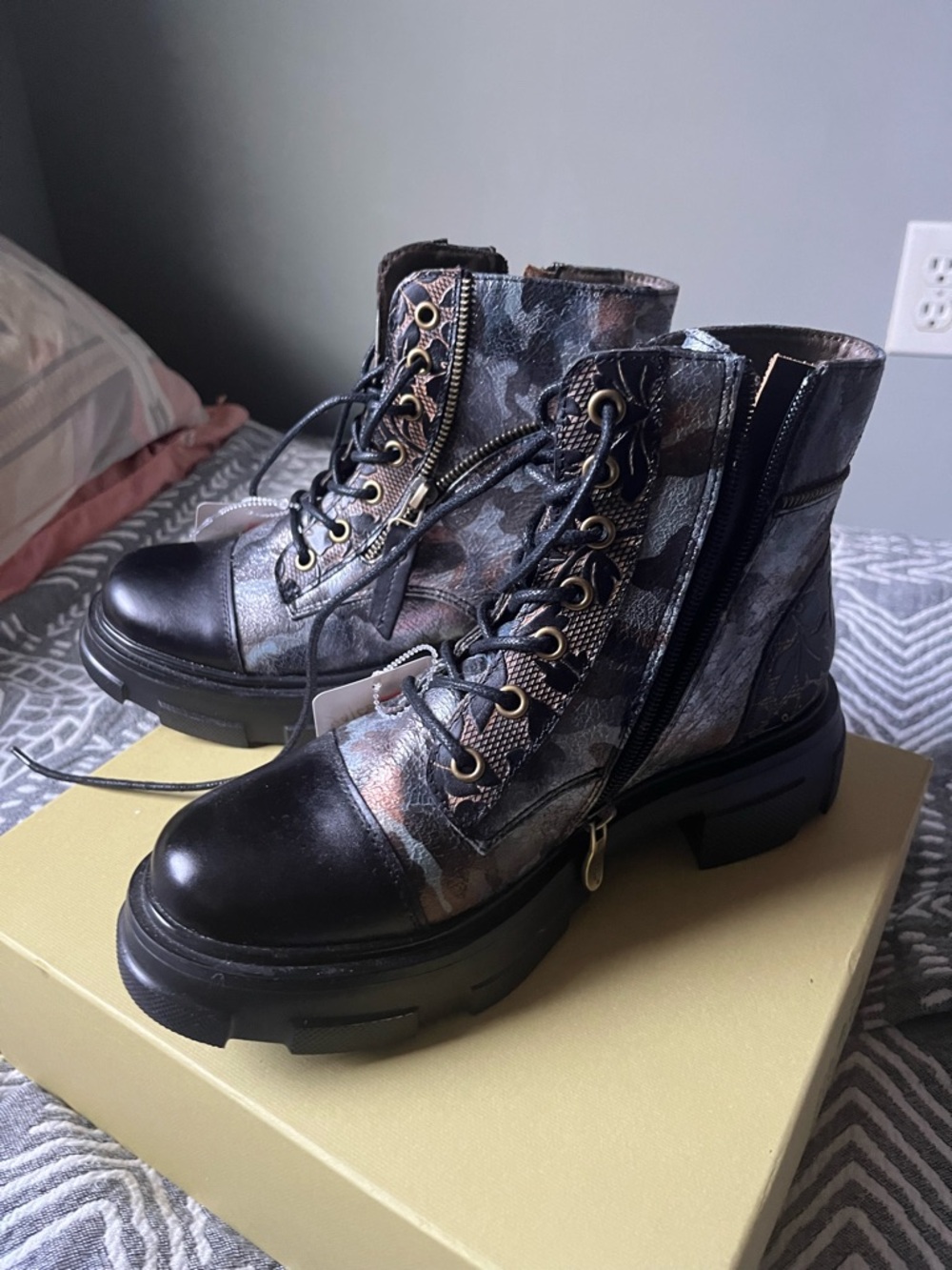 Women's Combat Ankle Boots - Metallic Black Camouflage